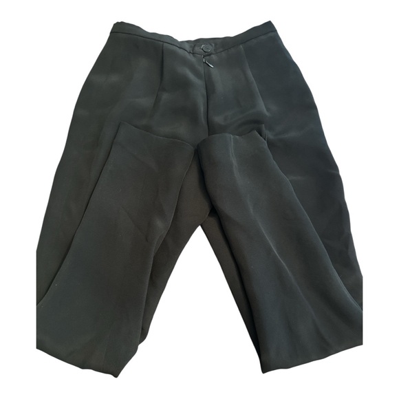 90’s Minimalist Black Parallel Suiting - Picture 3 of 5